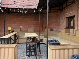 Bootleggers Pub