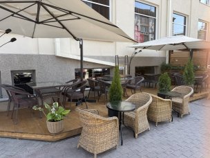 Harat`s pub