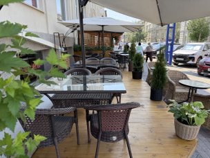 Harat`s pub