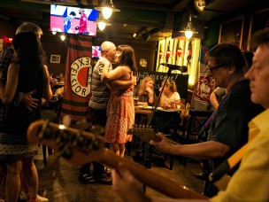 Amsterdam pub