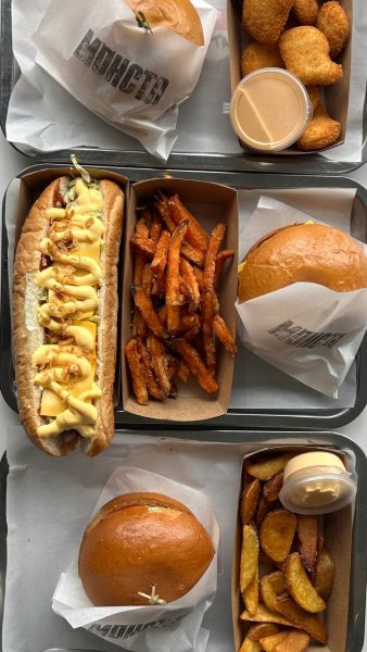 МОНСТА, бургерная — обзор @iloveat21