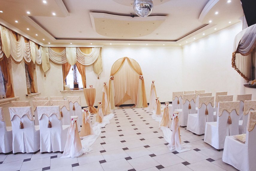 Весенний Вечер SHOW в кафе Амир