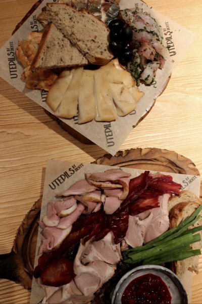 Новогодний корпоратив в гастробаре северной кухни UTEPILS